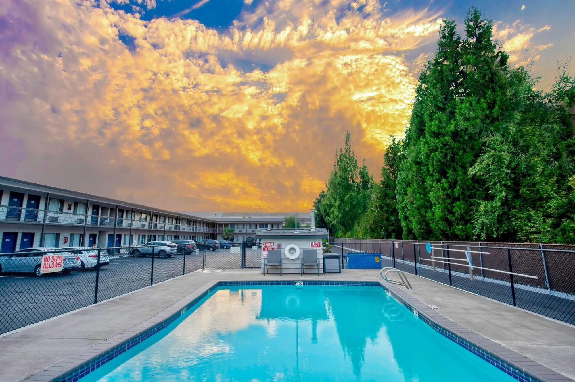 Motel 6-Salem, Or - Expo Center Ngoại thất bức ảnh